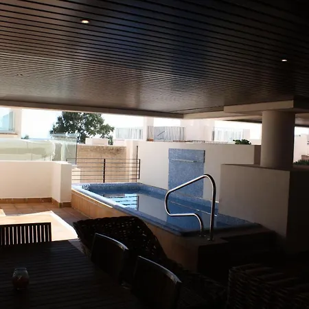 111 - 2 Beds Private Pool Apartment *