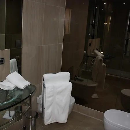 111 - 2 Beds Private Pool *